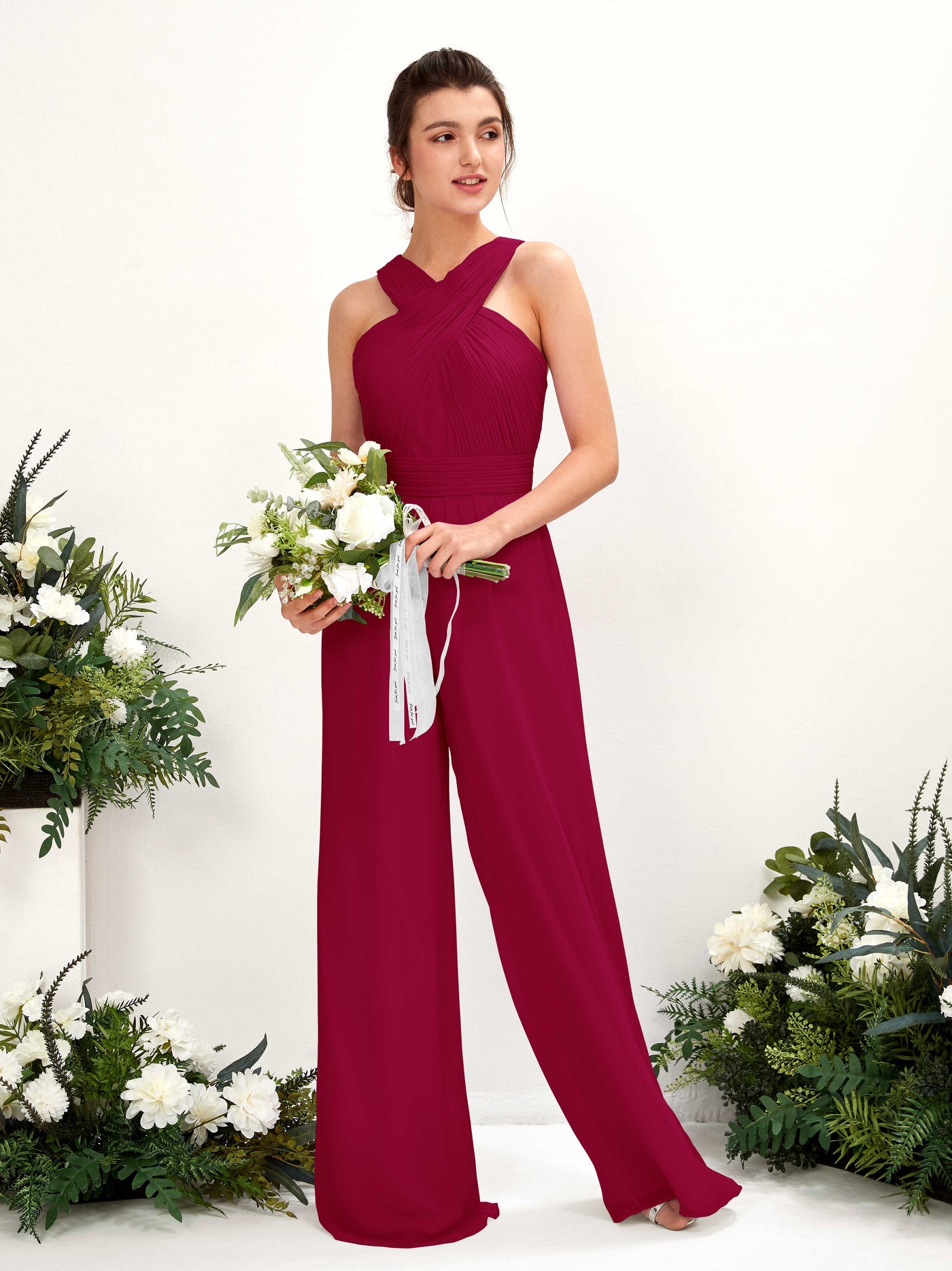 Carlyna Combinaison Encolure croisée Longueur ras du sol Mousseline froncé Robes de demoiselle d'honneur Rouge Bouffon #couleur_rouge-bouffon