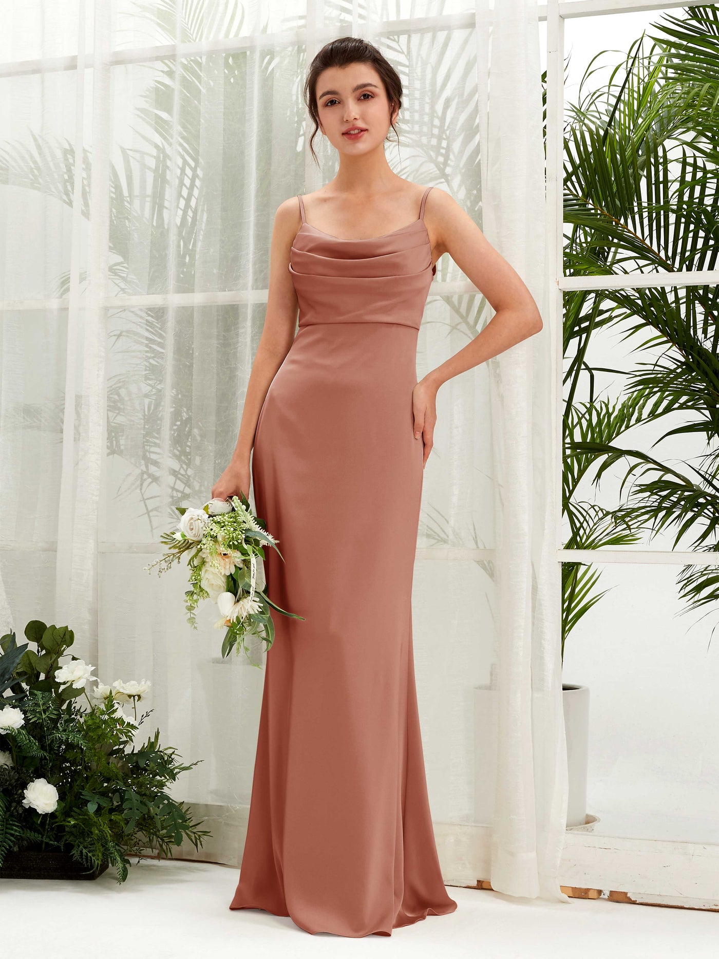 Carlyna Empire Col bénitier Longueur ras du sol Satin Froncé Robes de demoiselle d'honneur Terre De Sienne Brute #couleur_terre-de-sienne-brute