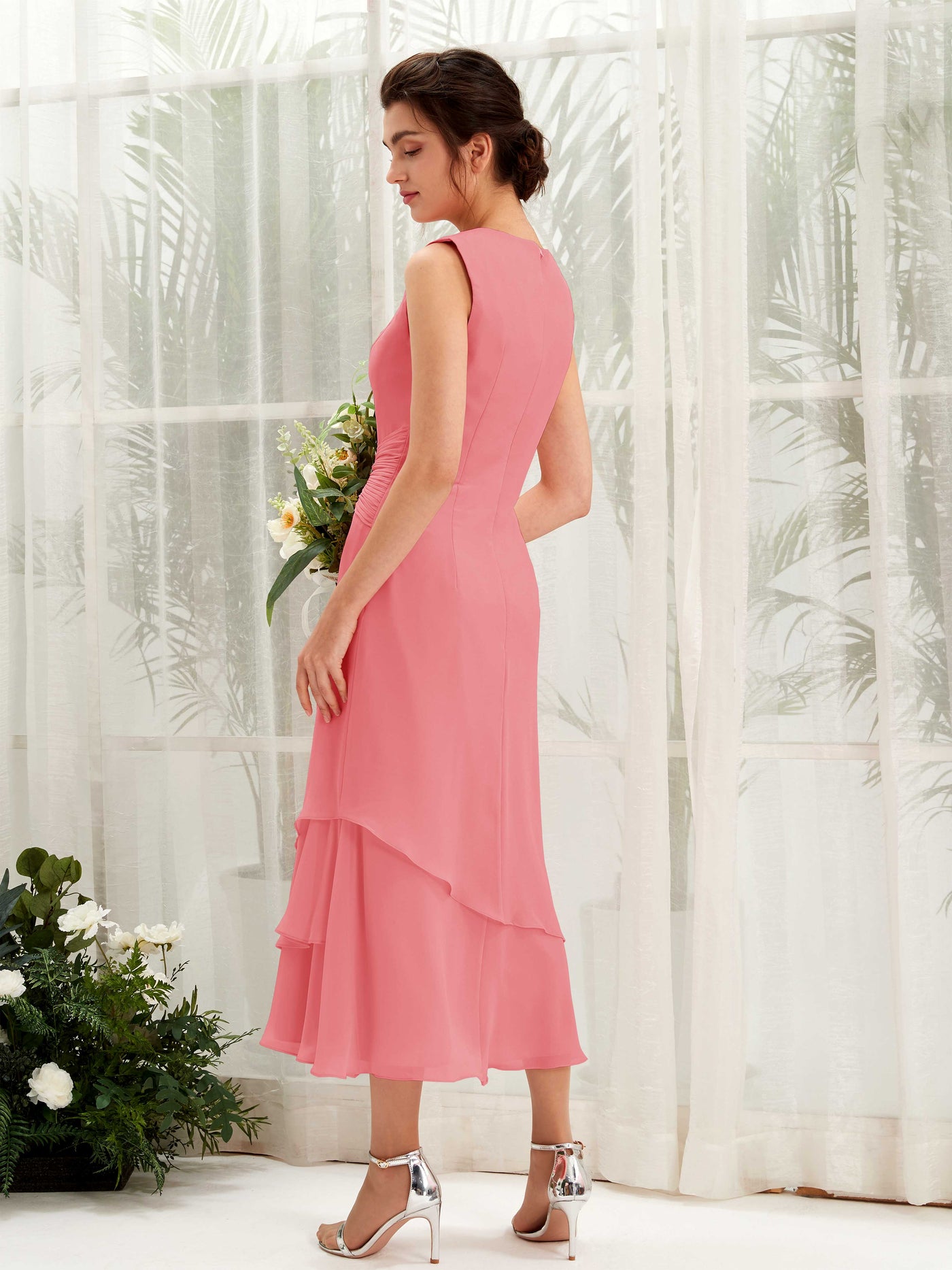 Carlyna Fourreau Col rond Longueur mollet Mousseline Robe de demoiselle d'honneur Rose Corail #couleur_rose-corail
