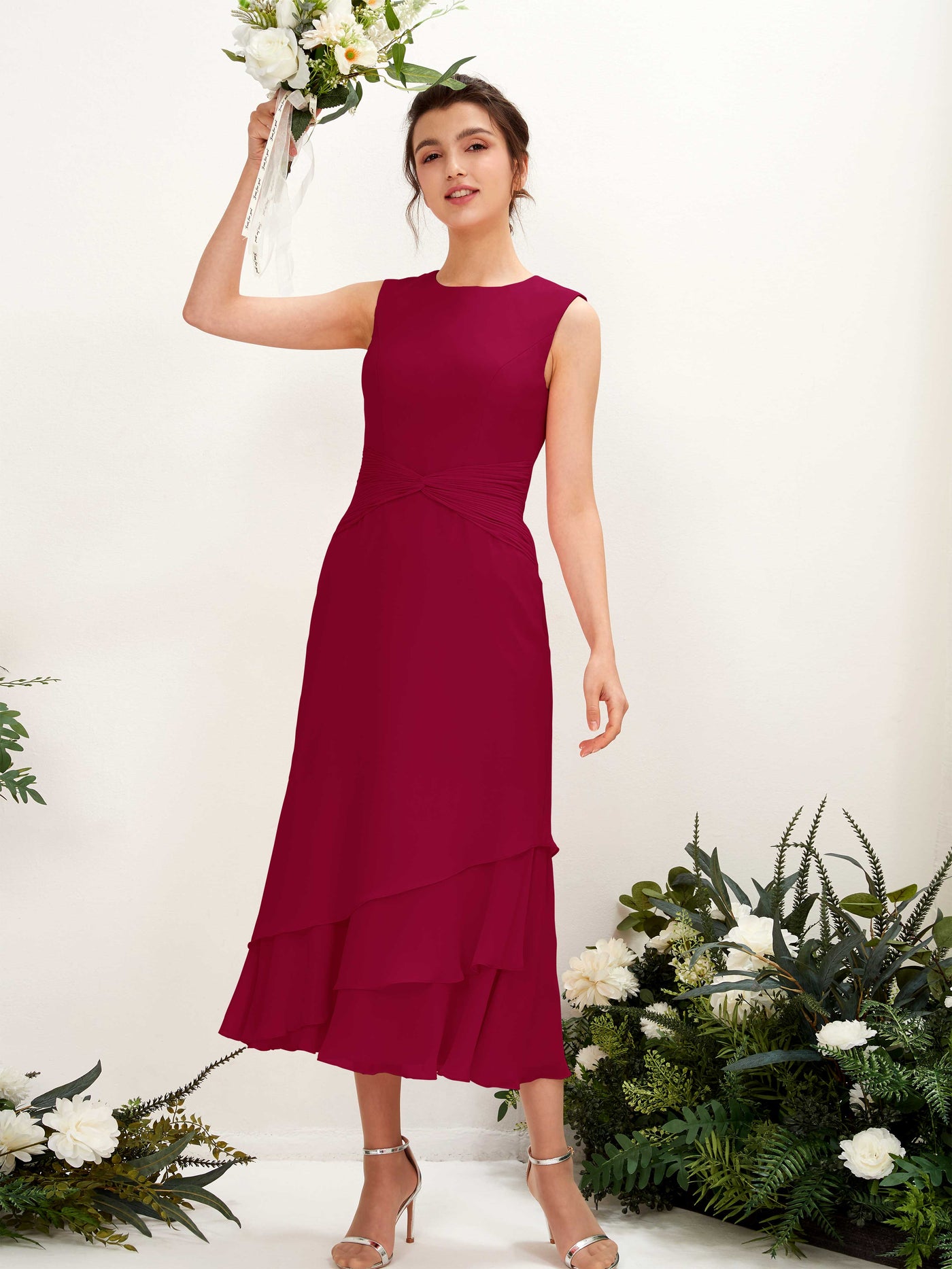 Carlyna Fourreau Col rond Longueur mollet Mousseline Robe de demoiselle d'honneur Rouge Bouffon #couleur_rouge-bouffon