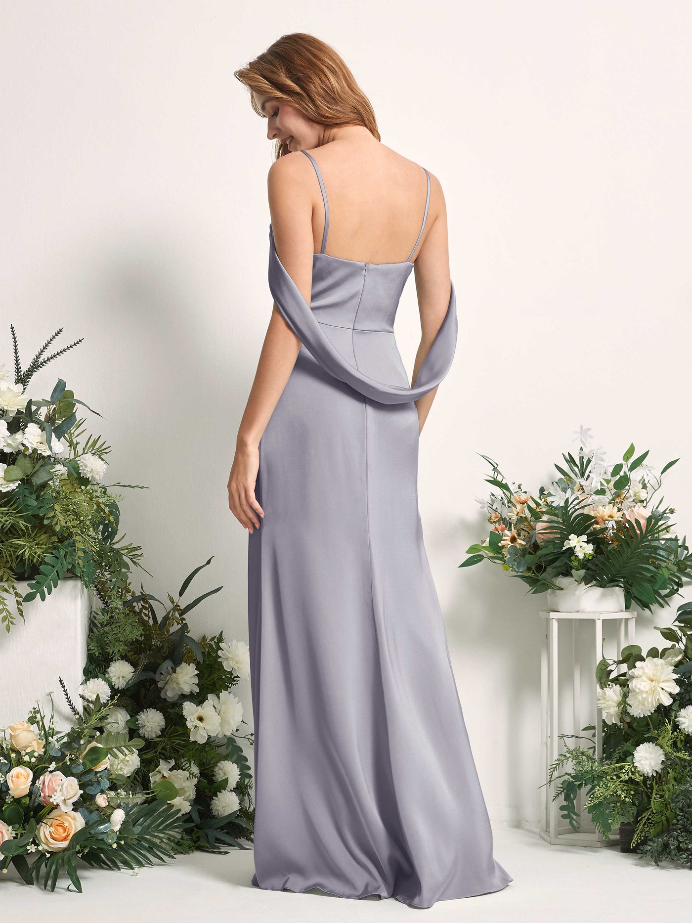 Carlyna Fourreau Col V Longueur ras du sol Robes de demoiselle d'honneur Brume Violette #couleur_brume-violette