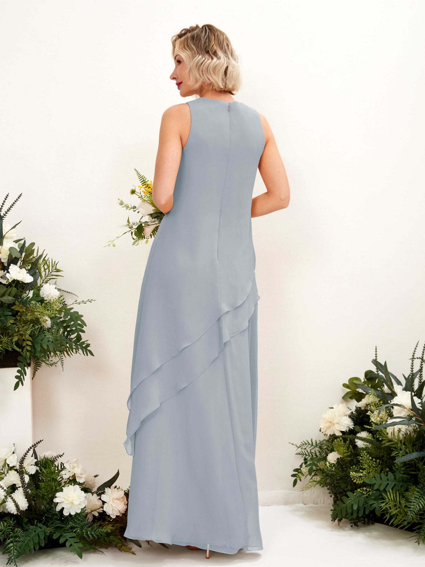 Carlyna Fourreau Longueur ras du sol Col rond Robe de demoiselle d'honneur Bleu Poussiéreux Amélioré #couleur_bleu-poussi-reux-am-lior
