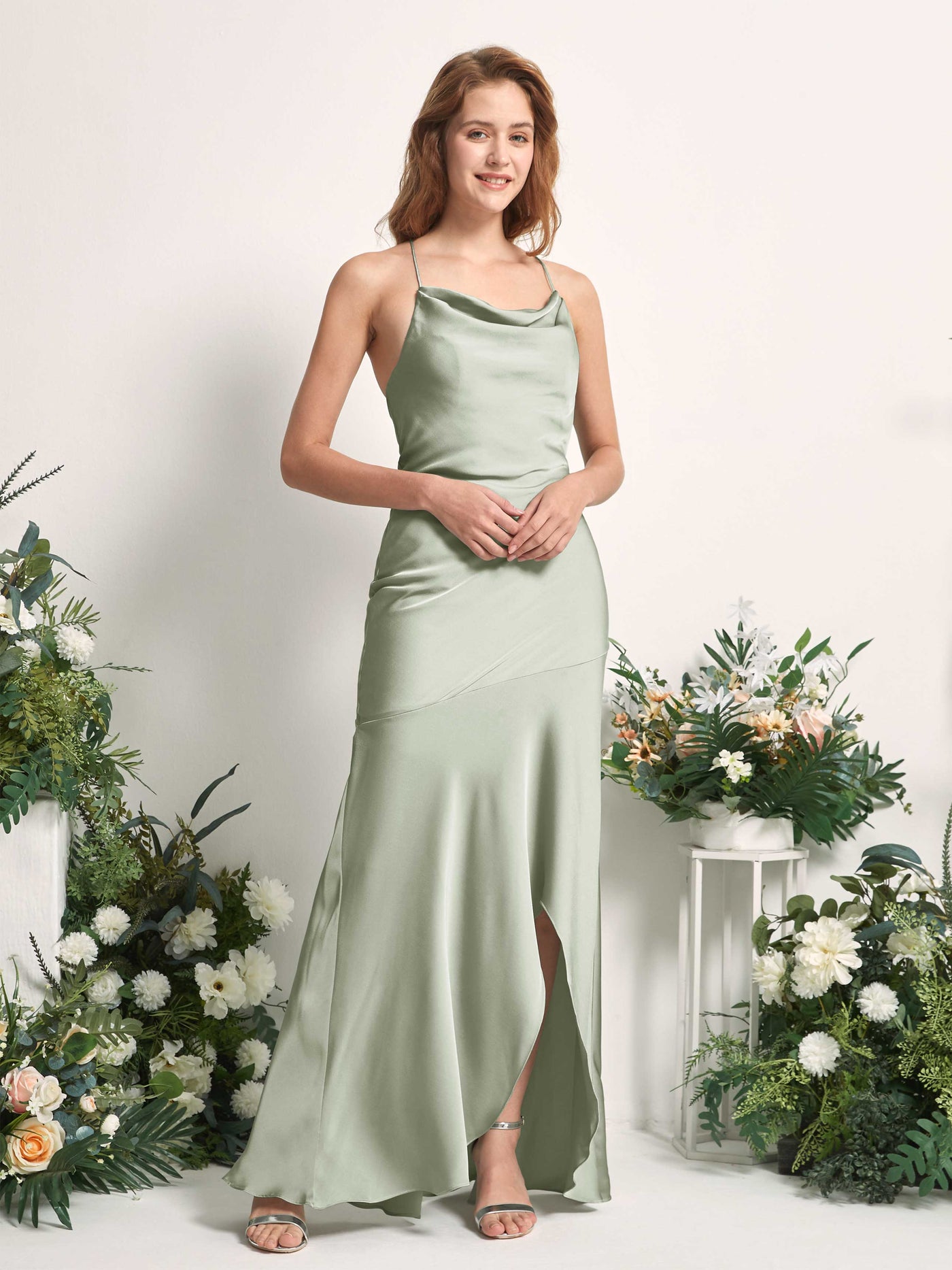 Carlyna Robe de demoiselle d'honneur Sirène Col bénitier Longueur ras du sol Vert Sauge Foncé #couleur_vert-sauge-fonc