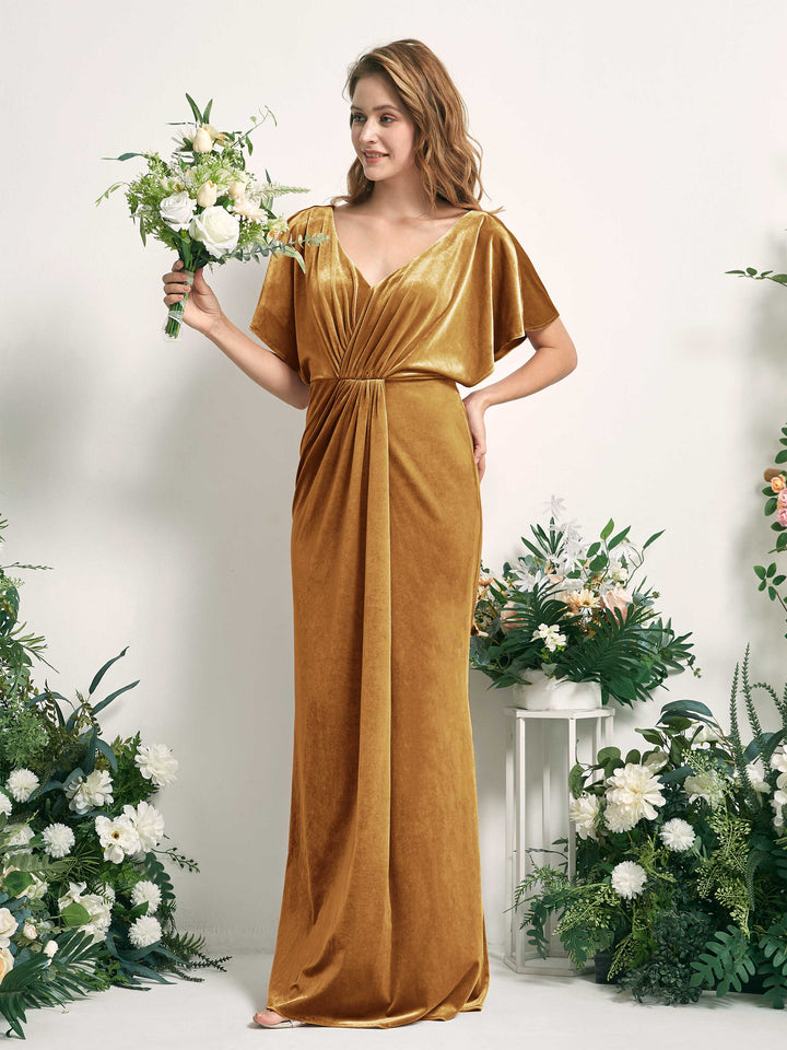 Carlyna Robe sirène col V froncée manches papillon velours longueur ras du sol Or Bruni 