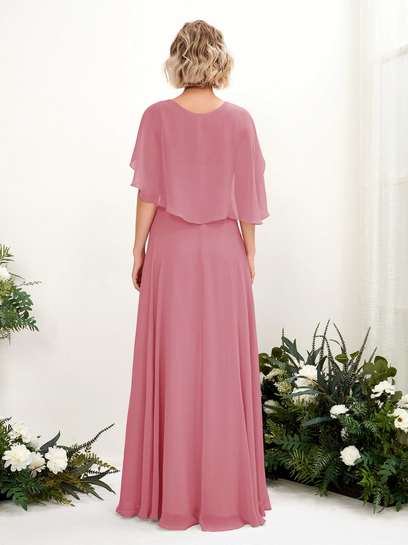 Carlyna Robe trapèze avec col V et manches cape longueur au sol robe de demoiselle d'honneur Rose Du Désert #couleur_rose-du-d-sert