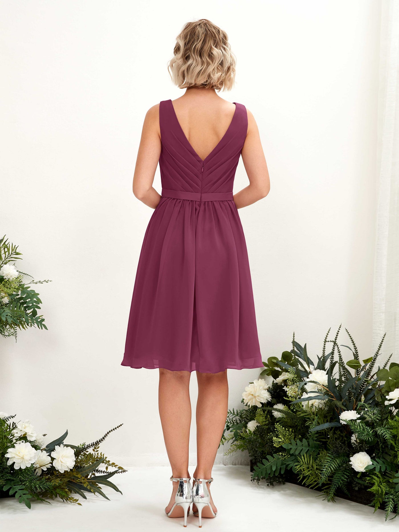 Carlyna Robe trapèze avec col V longueur genou mousseline Chianti #couleur_chianti