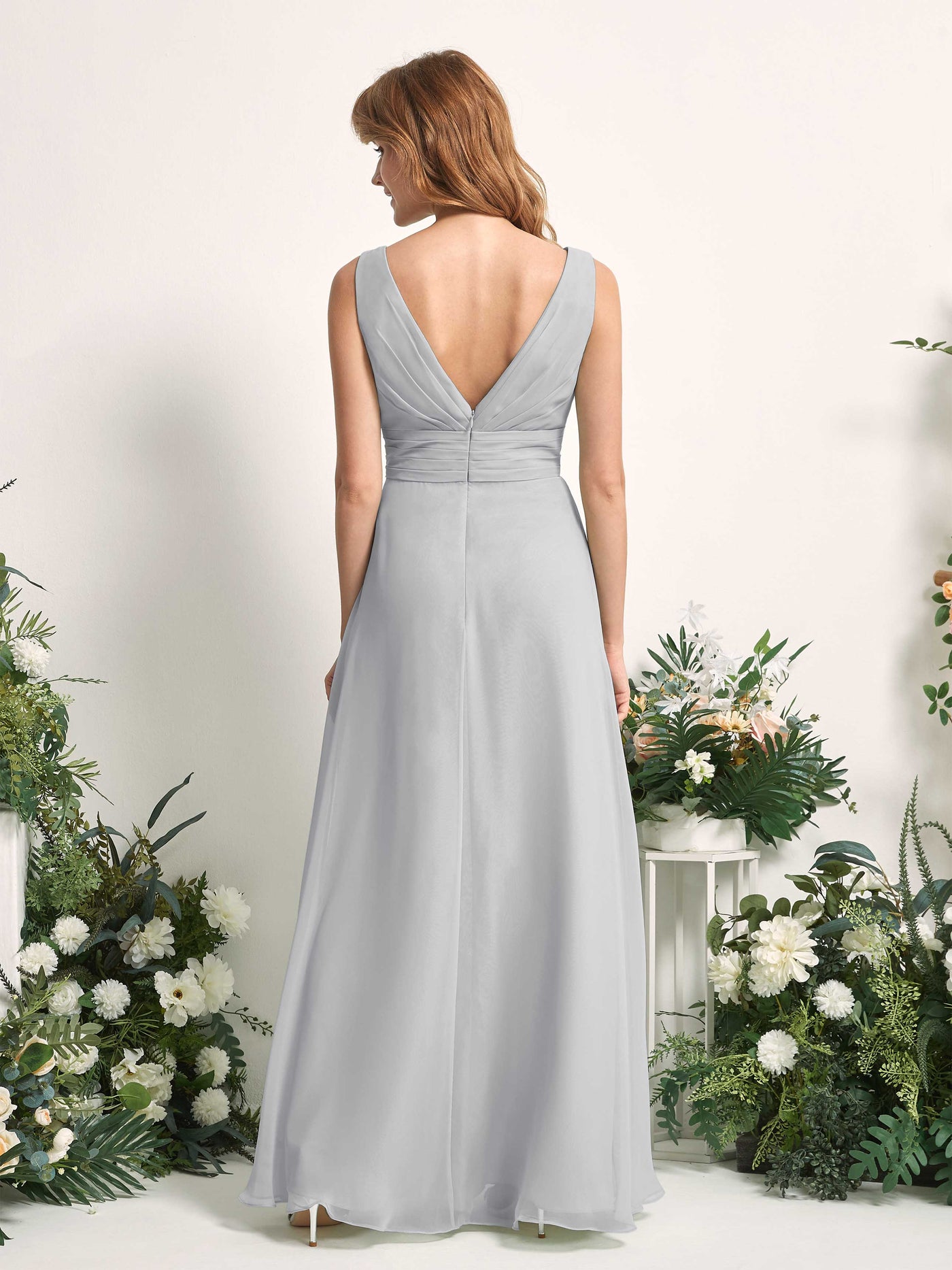 Carlyna Robe trapèze avec col V longueur ras du sol robe de demoiselle d'honneur Argent #couleur_argent