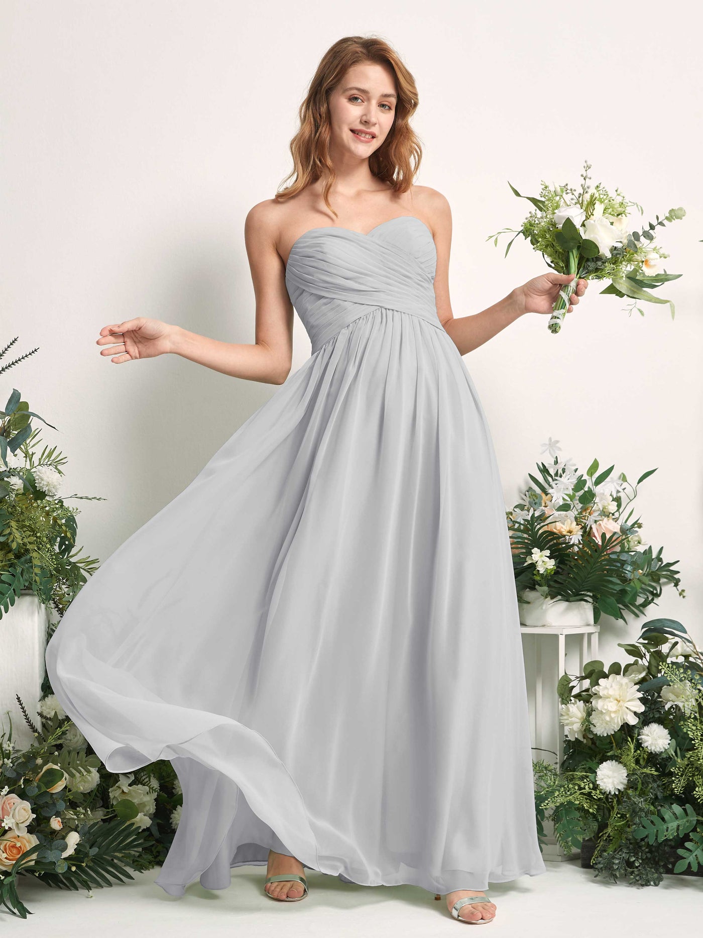 Carlyna Robe Trapèze Col cœur Longueur ras du sol Mousseline Froncé Demoiselle d'honneur Argent #couleur_argent