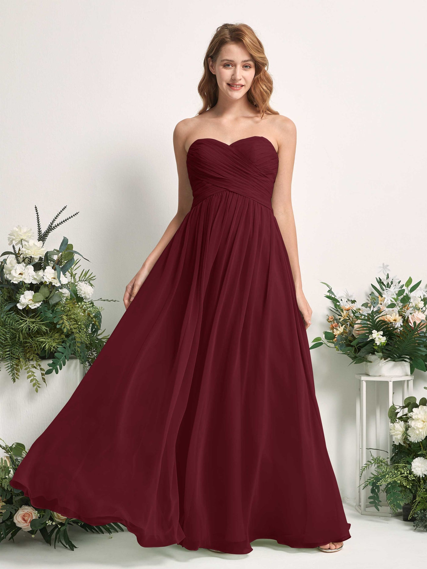 Carlyna Robe Trapèze Col cœur Longueur ras du sol Mousseline Froncé Demoiselle d'honneur Bordeaux #couleur_bordeaux
