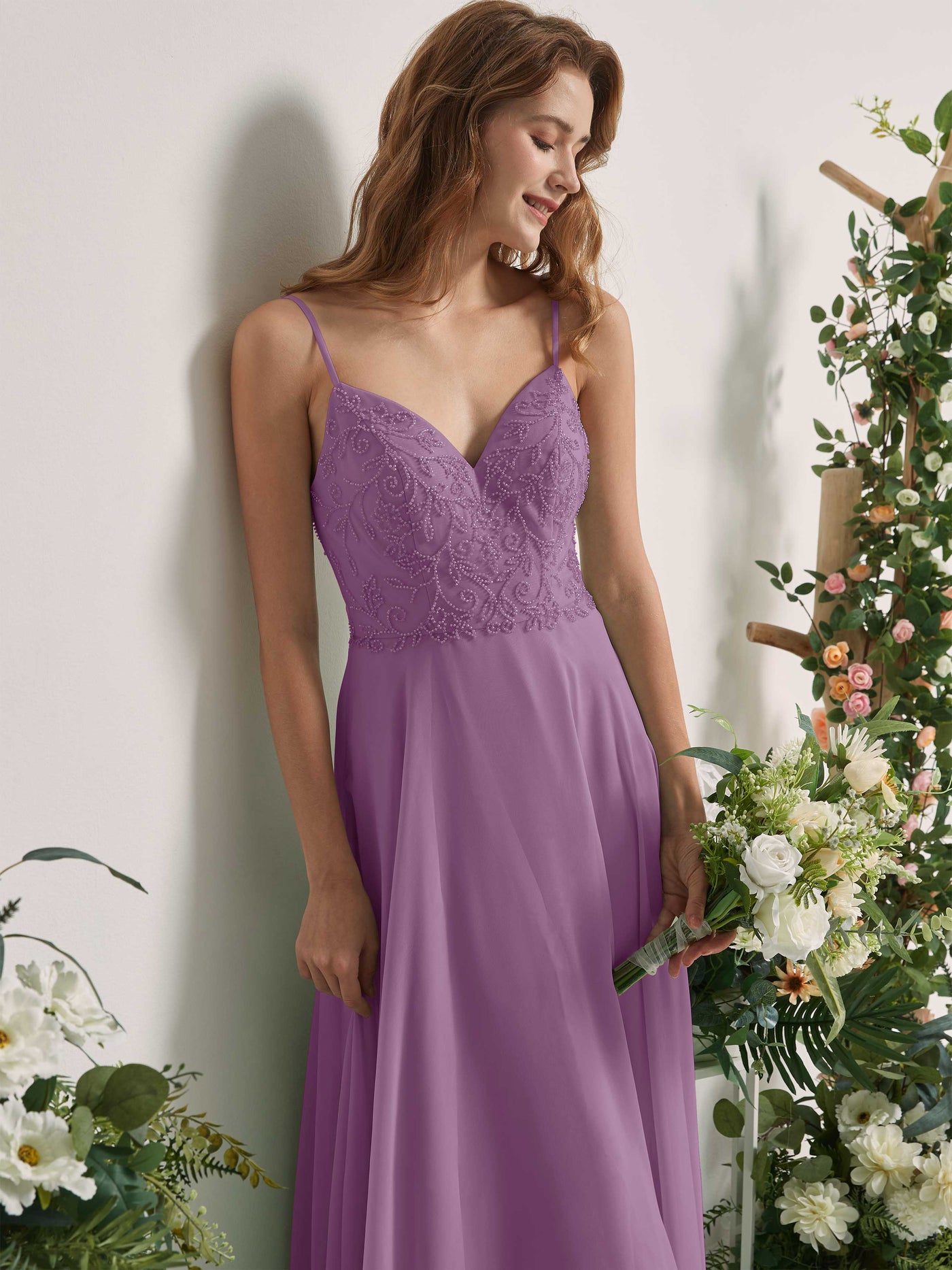 Carlyna Robe trapèze Col V Bretelles spaghetti Longueur ras du sol Demoiselle d'honneur Brume Orchidée #couleur_brume-orchid-e