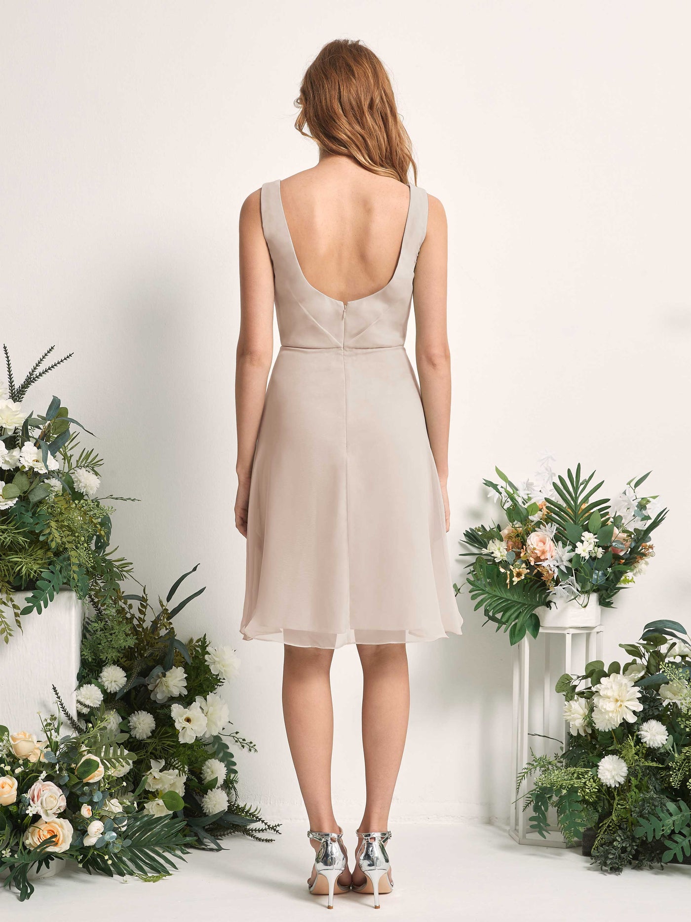 Carlyna Robe trapèze col V longueur genou mousseline demoiselle d'honneur Champagne #couleur_champagne