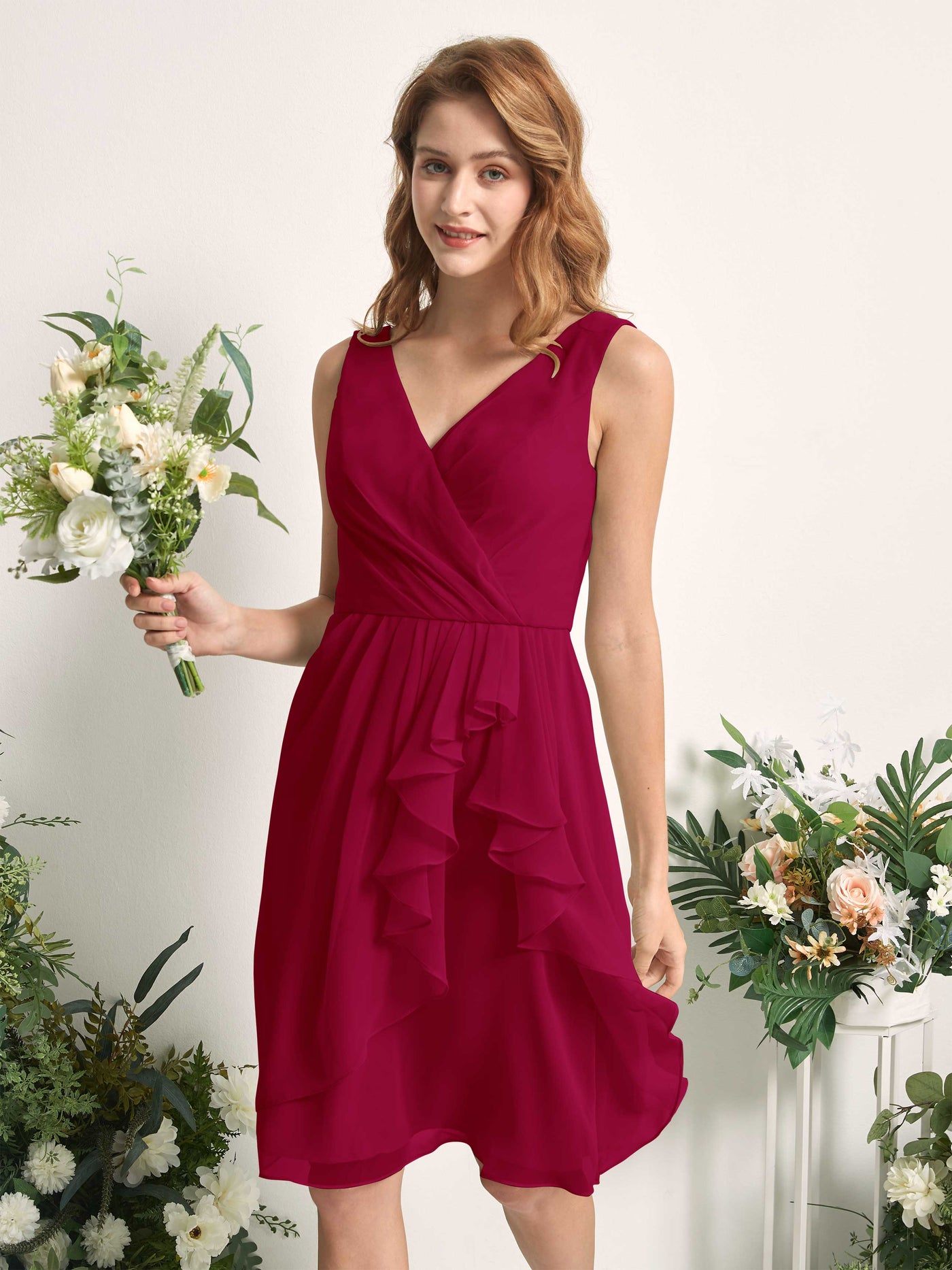 Carlyna Robe trapèze col V longueur genou mousseline demoiselle d'honneur Rouge Bouffon #couleur_rouge-bouffon