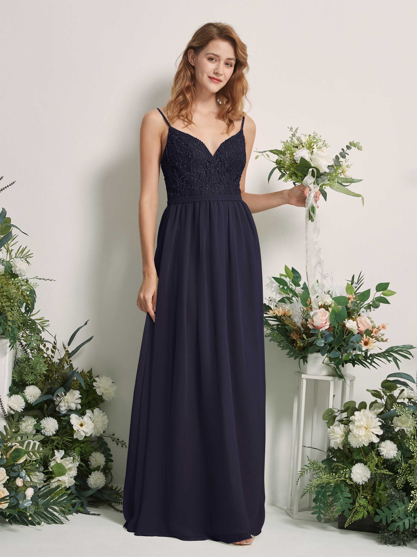 Carlyna Robe Trapèze Col V Longueur ras du sol Froncé Demoiselle d'honneur Bleu Marine Foncé #couleur_bleu-marine-fonc