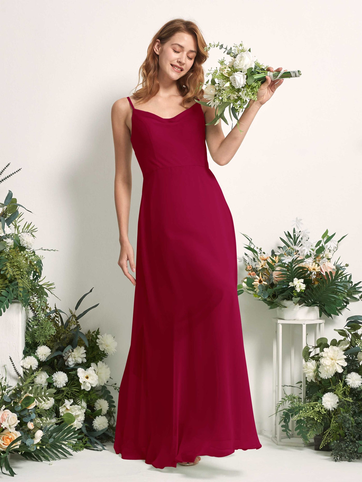 Carlyna Robe trapèze col V longueur ras du sol mousseline demoiselle d'honneur Rouge Bouffon #couleur_rouge-bouffon