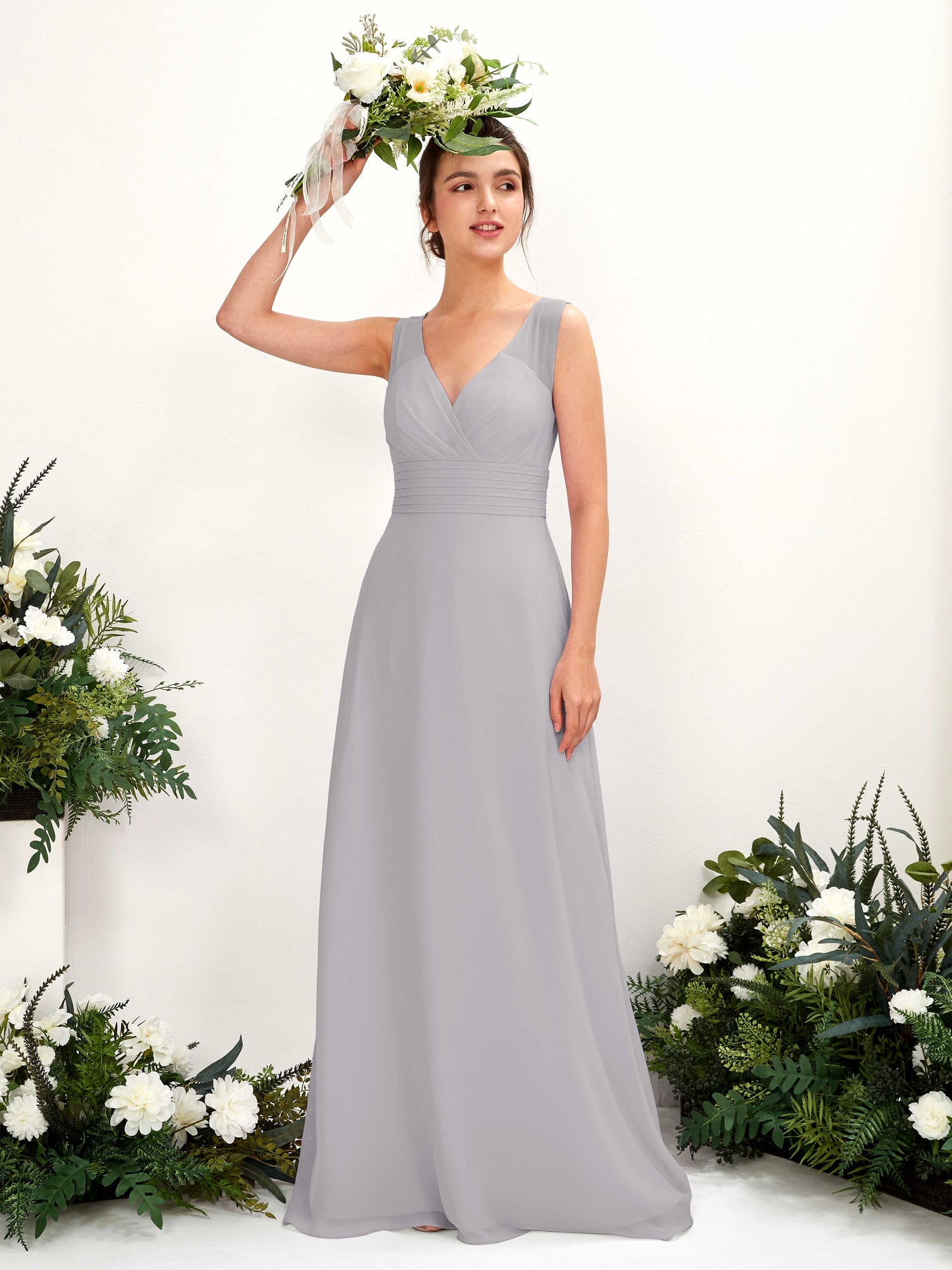 Carlyna Robe trapèze col V longueur ras du sol robe de demoiselle d'honneur Gris Boussole #couleur_gris-boussole