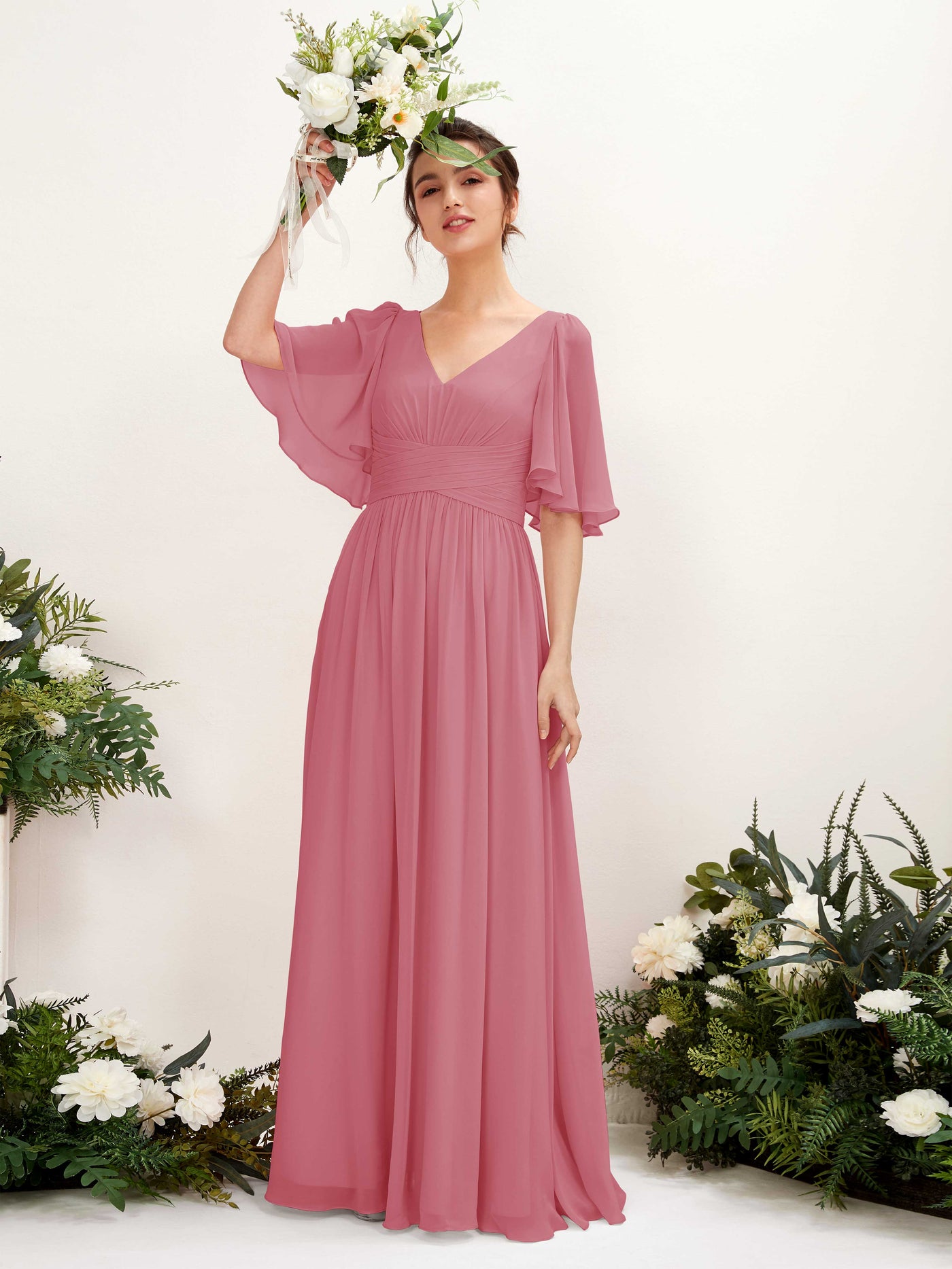 Carlyna Robe trapèze col V manches courtes longueur ras du sol en mousseline Rose Du Désert #couleur_rose-du-d-sert