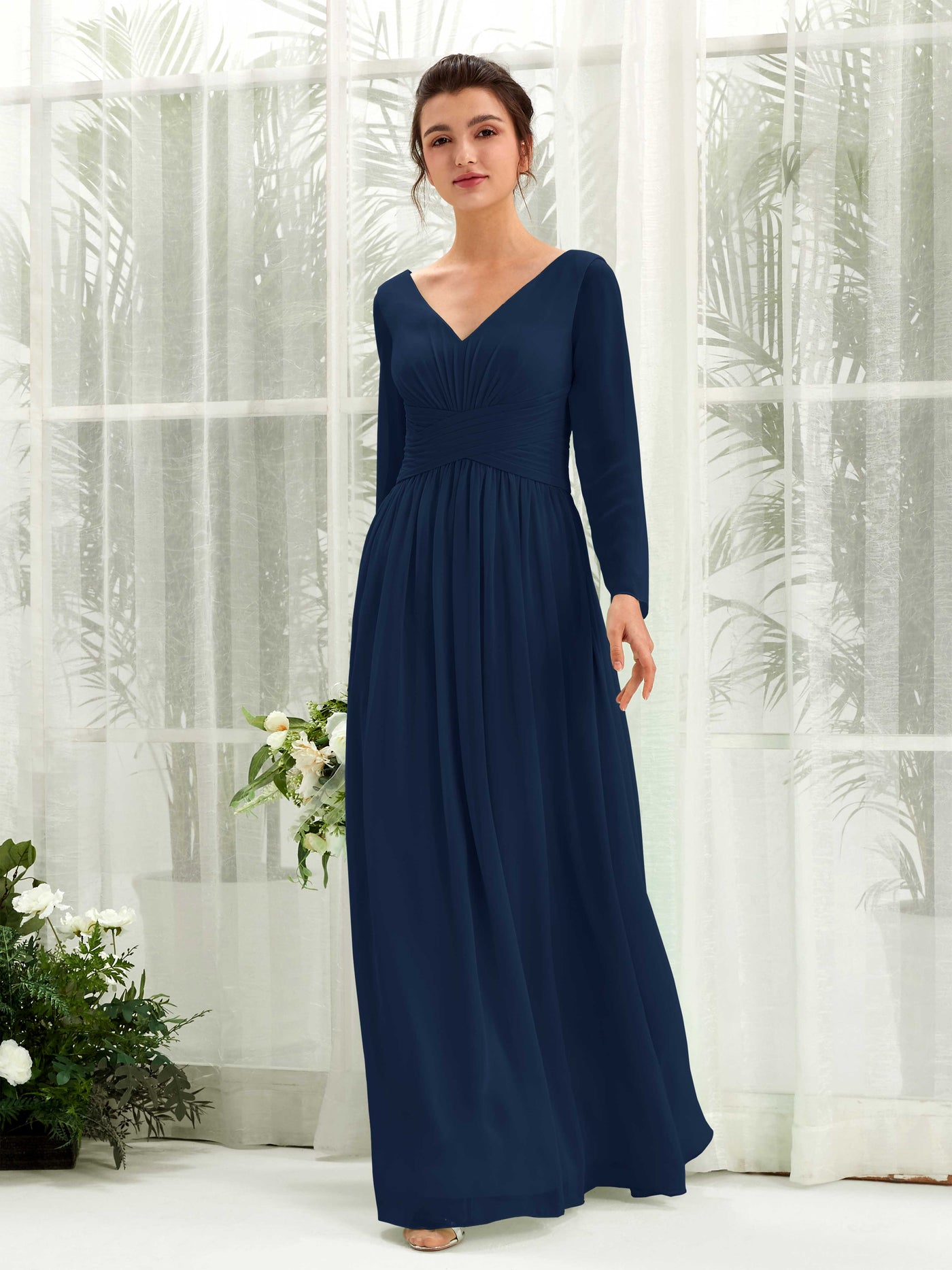 Carlyna Robe trapèze Col V Manches longues longueur sol demoiselle d'honneur Bleu Marine #couleur_bleu-marine