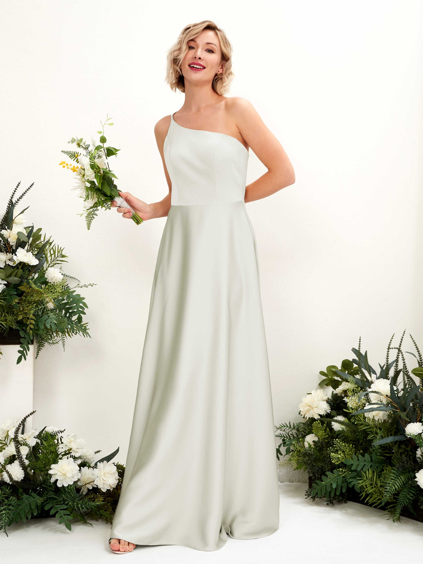 Carlyna Robe Trapèze Décolleté Asymétrique Longueur Ras du Sol Demoiselle d'Honneur Ivoire #couleur_ivoire