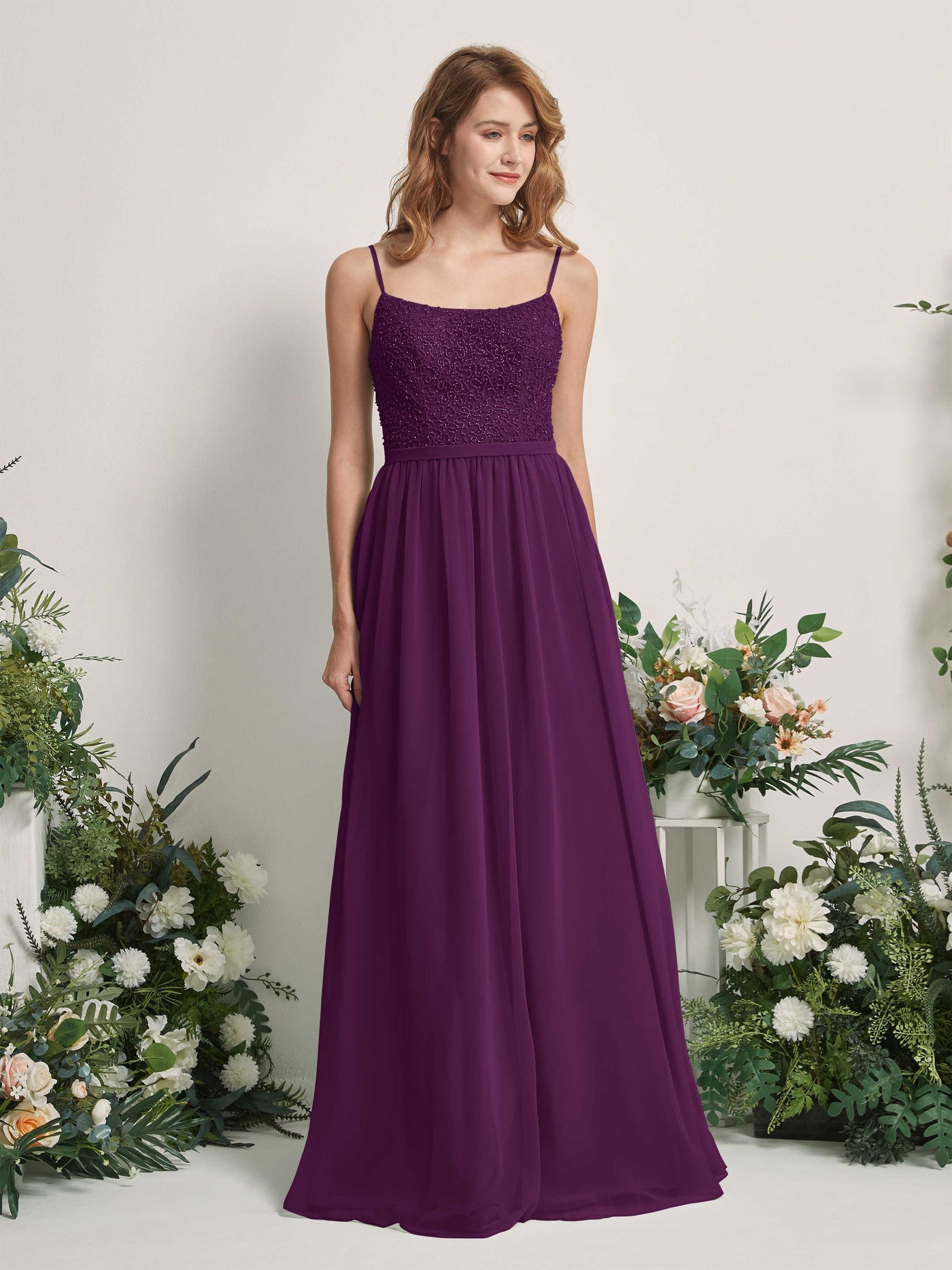 Carlyna Robe Trapèze Encolure dégagée Longue Mousseline Robes de demoiselle d'honneur Pourpre #couleur_pourpre