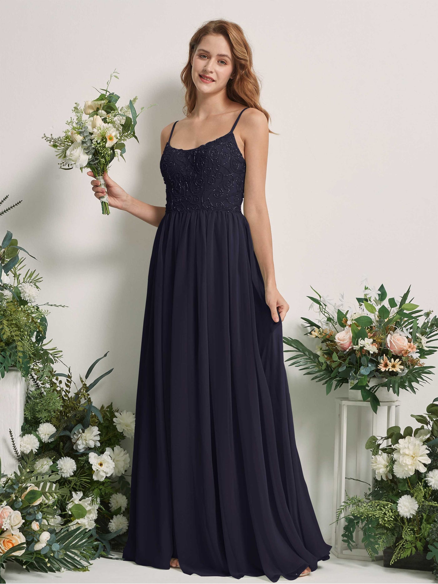 Carlyna Robe trapèze encolure dégagée longueur ras du sol mousseline demoiselle d'honneur Bleu Marine Foncé #couleur_bleu-marine-fonc