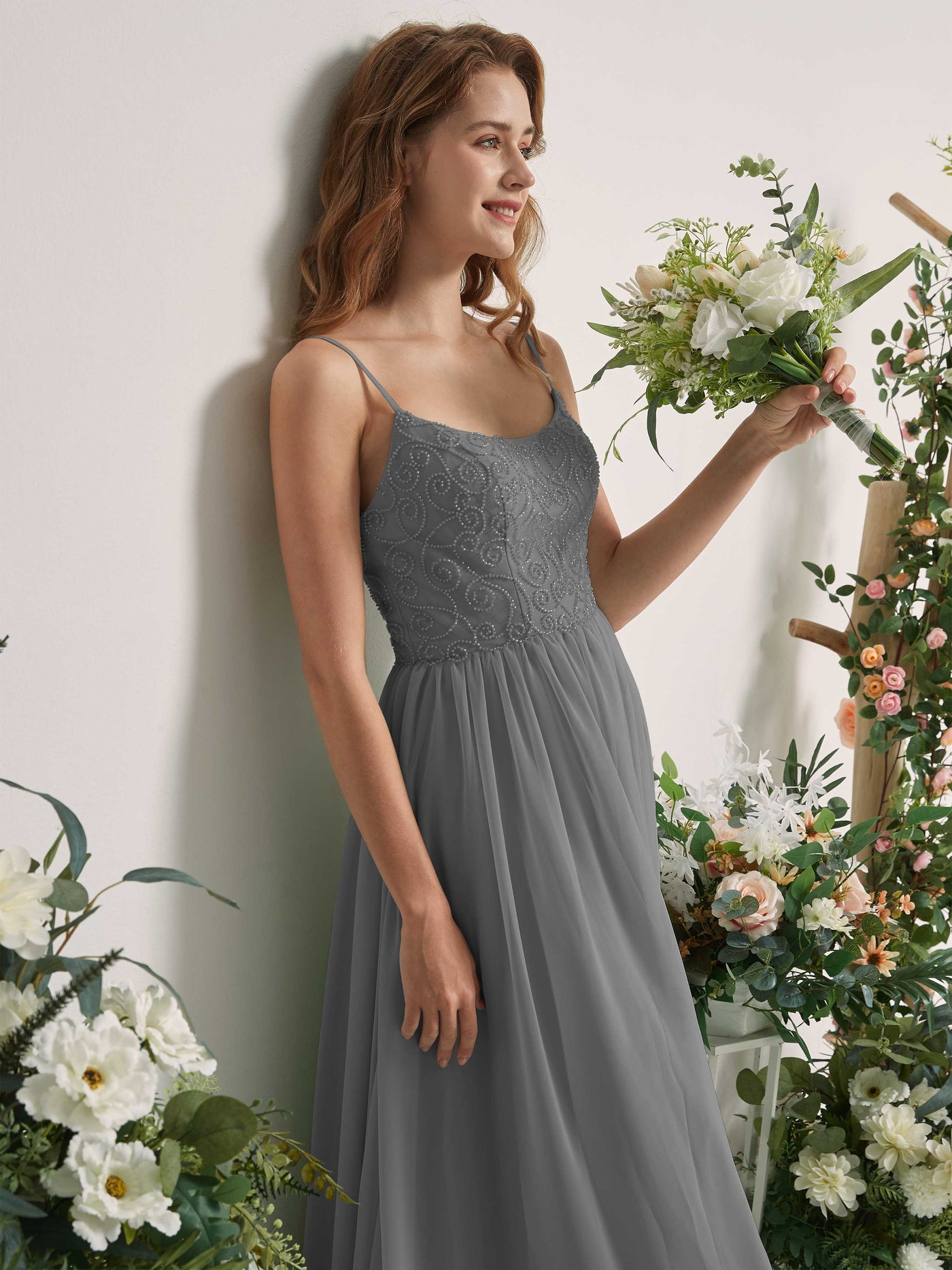 Carlyna Robe trapèze encolure dégagée longueur ras du sol mousseline demoiselle d'honneur Gris Acier #couleur_gris-acier