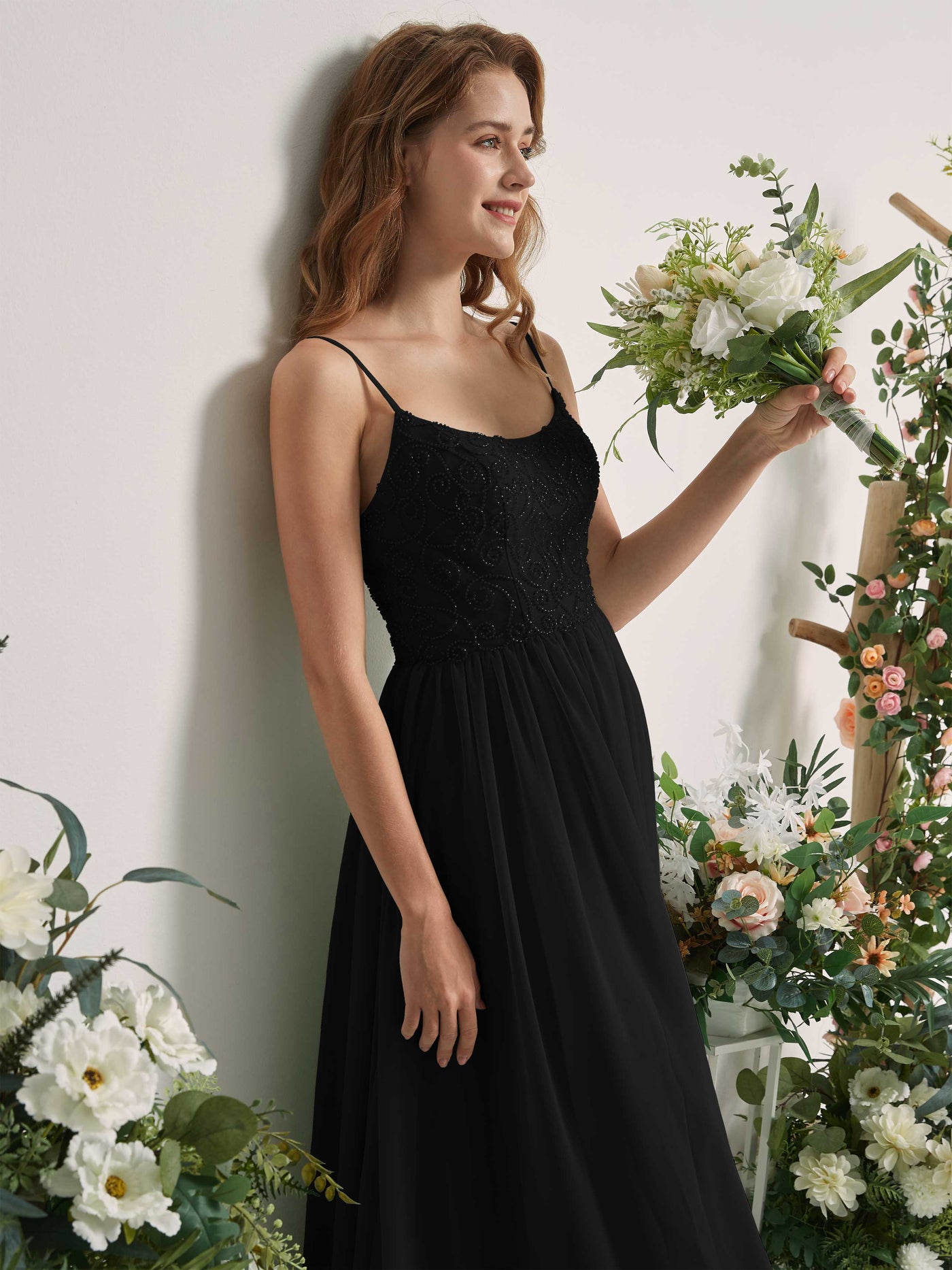 Carlyna Robe trapèze encolure dégagée longueur ras du sol mousseline demoiselle d'honneur Noir #couleur_noir