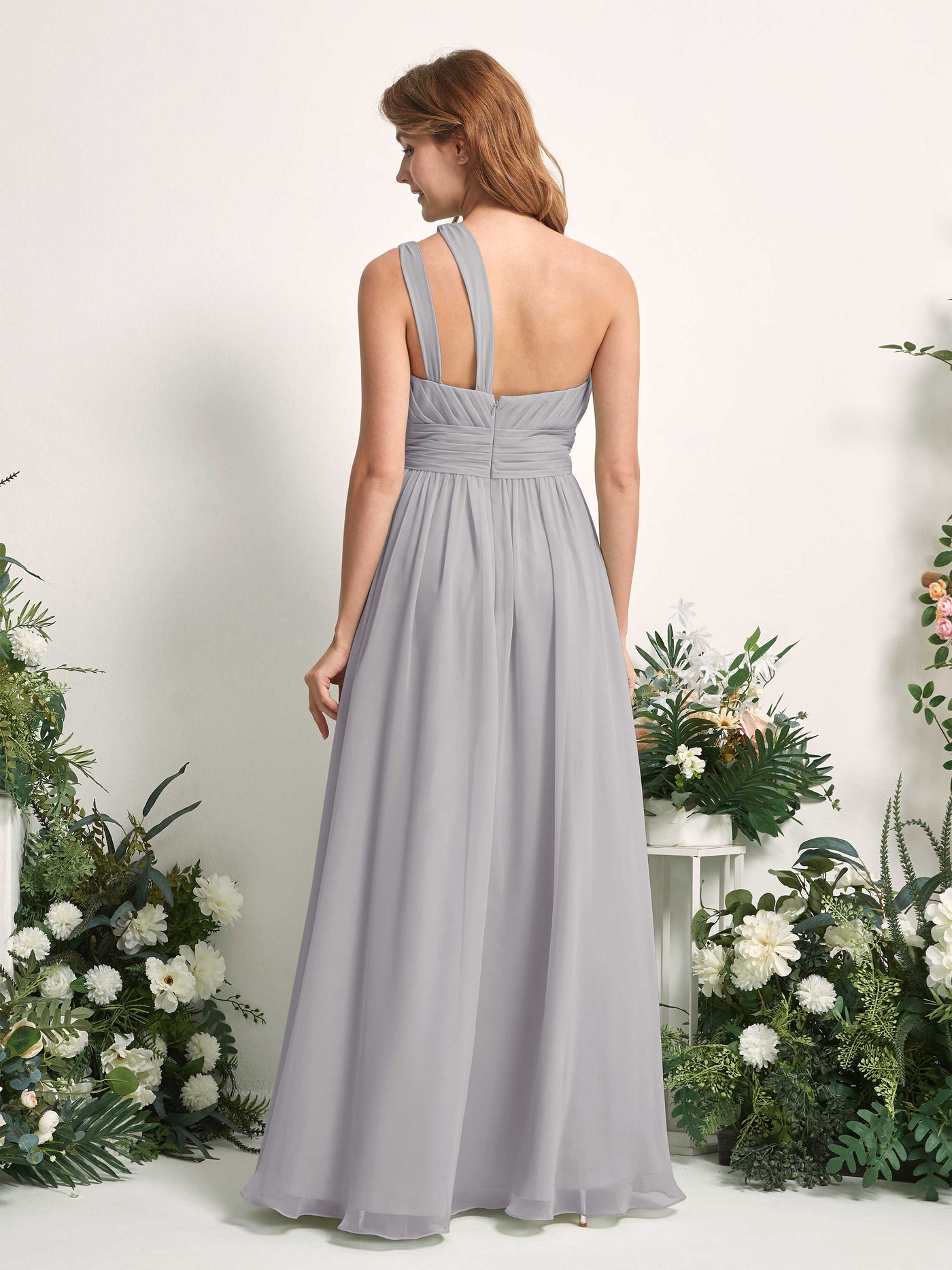 Carlyna Robe Trapèze Longueur ras du sol Décolleté Asymétrique Mousseline Demoiselle d'honneur Gris Boussole #couleur_gris-boussole